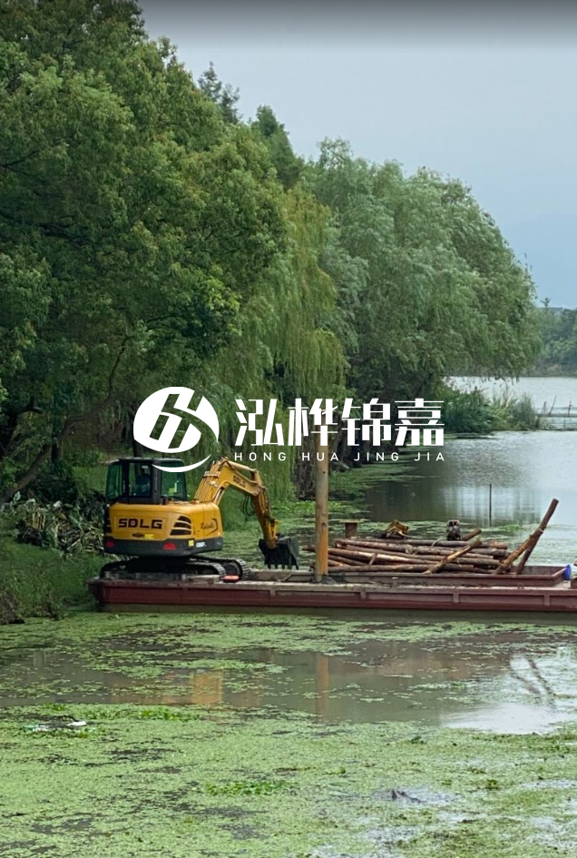 咸寧挖機(jī)打木樁專業(yè)施工-農(nóng)村建房打樁選松木樁好嗎？